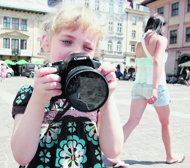 Podczas warsztatów dzieci poznają historię fotografii i nauczą się robić dobre zdjęcia