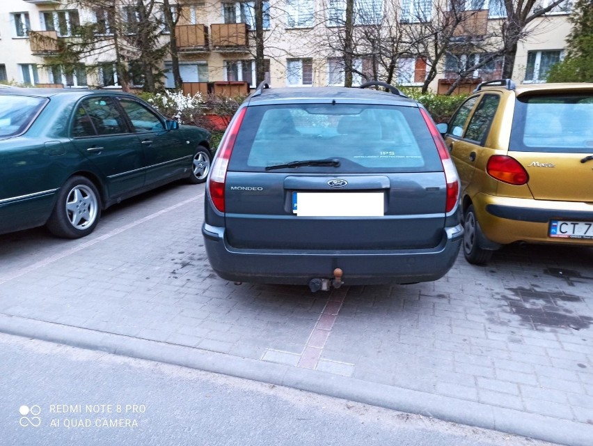 Mistrzowie parkowania, zwani także "Januszami parkowania",...