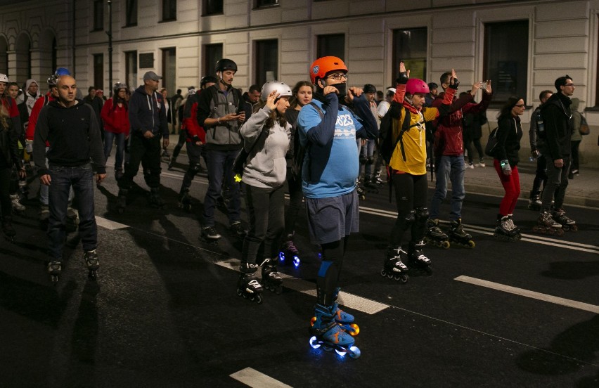 Nightskating. Rolkarze pamiętają o bohaterach [ZDJĘCIA]