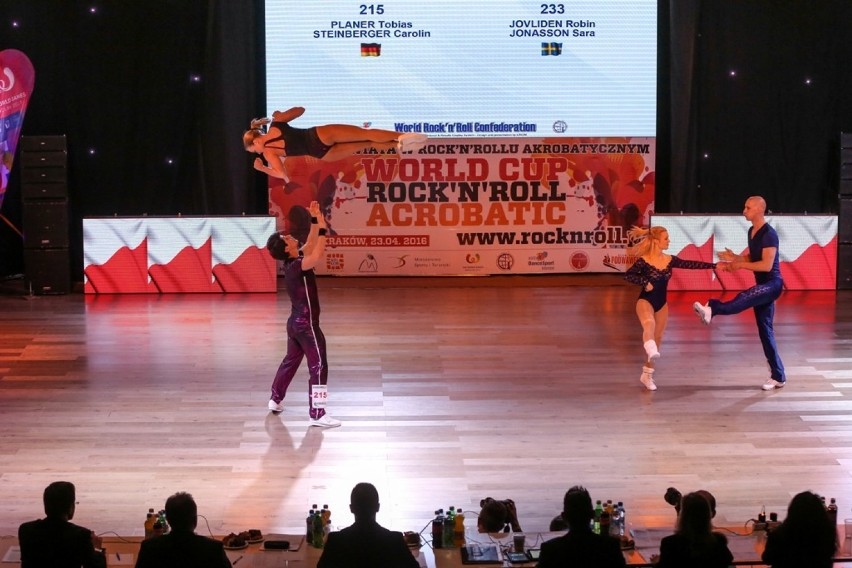 Puchar Świata w Rock’n’Rollu akrobatycznym. Rockandrollowcy zatańczyli w Krakowie [ZDJĘCIA]