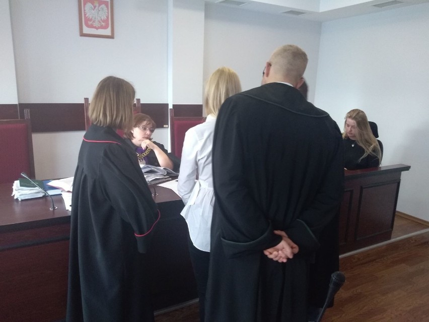 Proces trenera personalnego z Gdańska, który miał pobić swoją partnerkę. 37-latek nie przyznał się do popełnienia zarzucanego mu czynu
