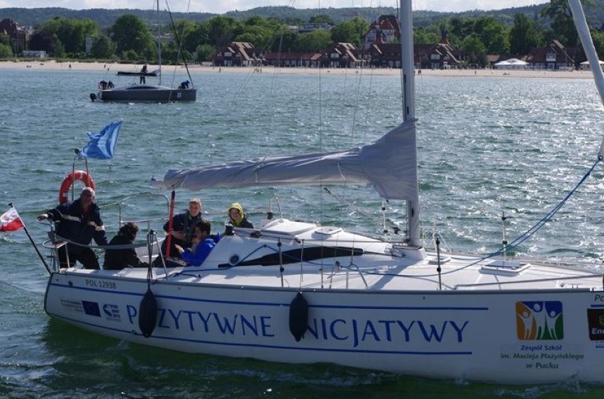 W Liceum Służb Mundurowych w Pucku sezon żeglarski coraz bliżej