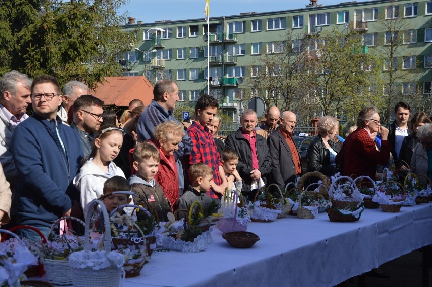 Wielkanoc 2019. Święcenie pokarmów w Tomaszowie Mazowieckim [ZDJĘCIA, FILM]