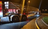 Potężny, nocny transport na A4. Trzeba było wstrzymać ruch na węźle autostradowym