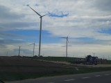 Litwini budują pod Grodkowem dwie wielkie farmy wiatrowe. Razem będzie tam 48 potężnych wiatraków