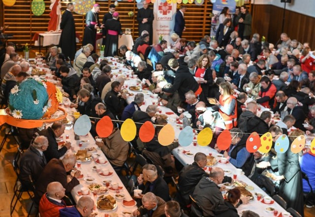 Śniadanie dla potrzebujących w sopockim Caritas, 20.04.2019 r.