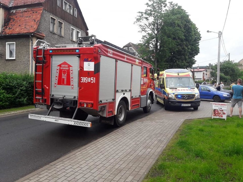 Potrącenie rowerzystów w Mieroszowie