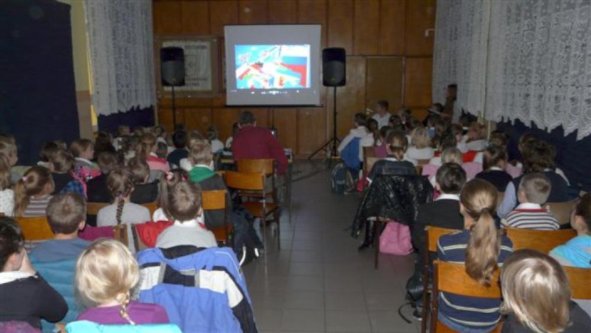 Święto Niepodległości w Budzyniu. Akademia w szkole