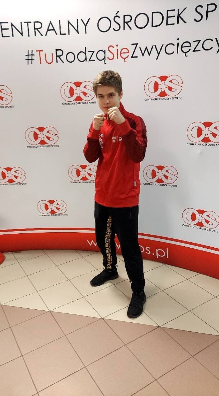 Młodzi bokserzy RSB Nokaut Radomsko