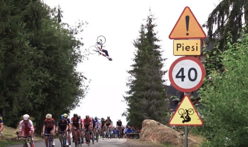 Tak w kadrach wyglądał skok nad peletonem Tour de Pologne
