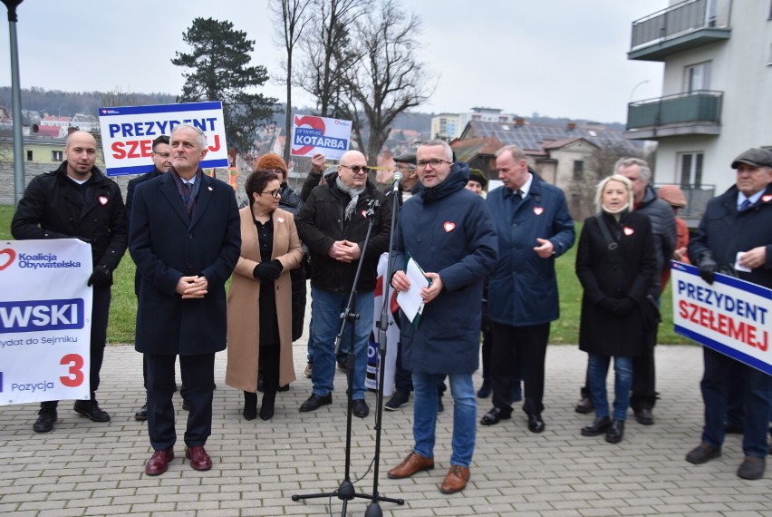 Kandydaci KO na radnych miejskich w Wałbrzychu w okręgu nr...