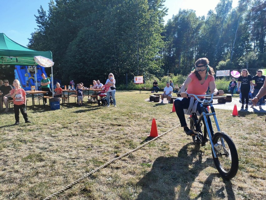 Dzień Dziecka i Dzień Sąsiada w Holendrach pod Zduńską Wolą