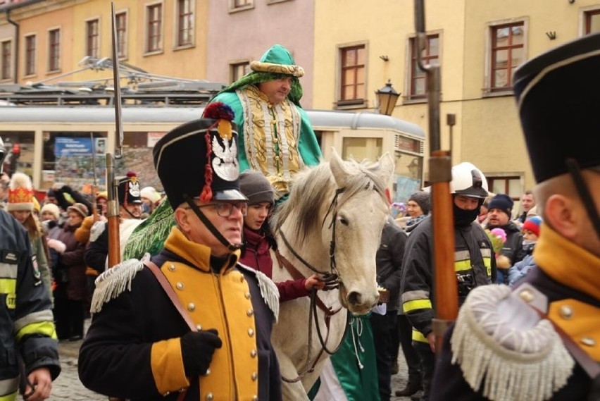 Orszak Trzech Króli przemaszeruje ulicami Jeleniej Góry. Diecezja Legnicka wydała komunikat