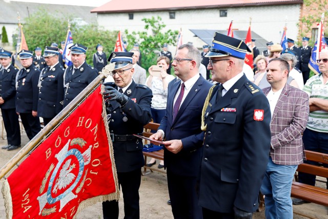 Wielkie świętowanie w Rożdżałach. Tamtejsza OSP ma już 100 lat!