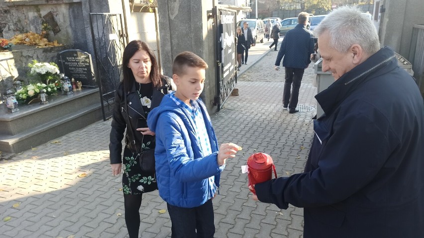 Kwesta na ratowanie zabytkowych nagrobków w Kaliszu