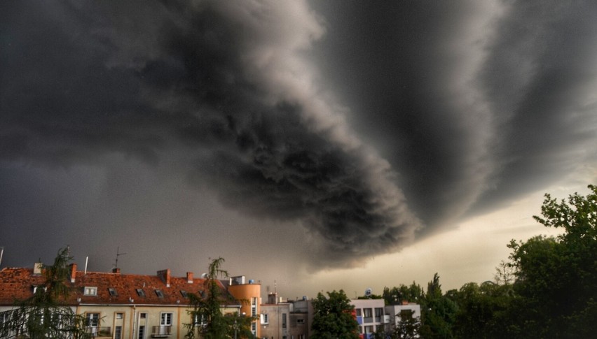 Dziś warto śledzić mapy pogodowe i ostrzeżenia. Burze, które...