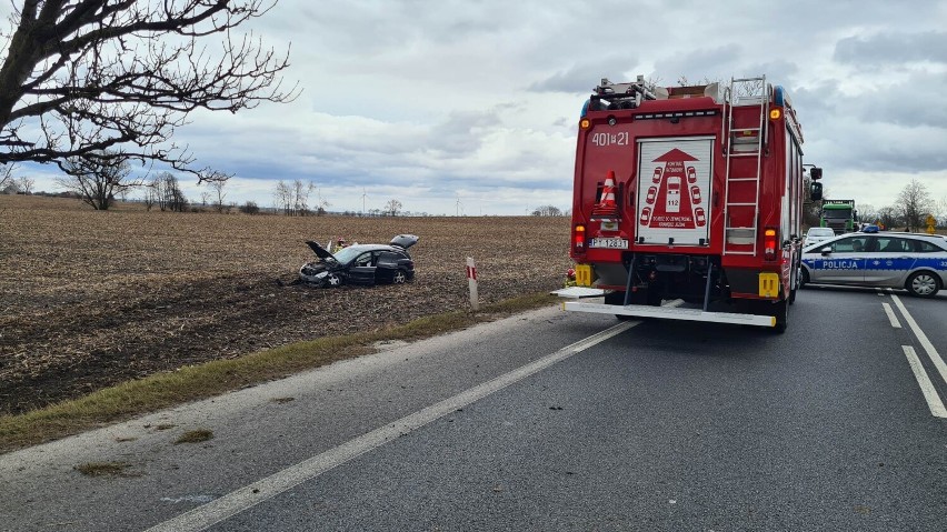 Na drodze krajowej w Podaninie zderzyły się trzy auta (ZDJĘCIA)