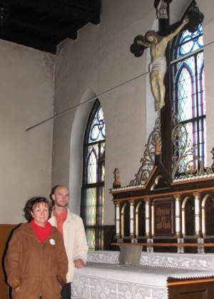 Anna Solecka-Bacia i Marcin Kornas liczą na to, że zabytkowa kaplica odzyska dawny blask.