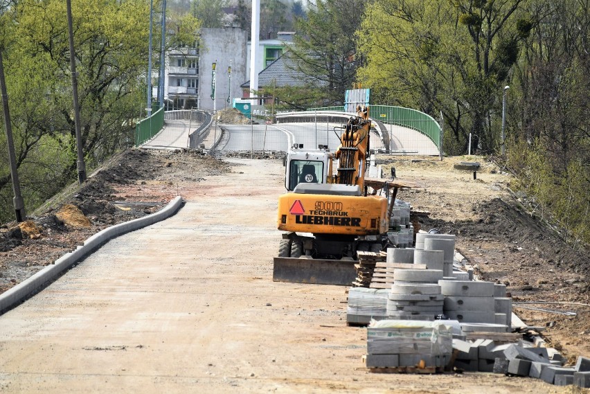 Trwa remont drogi wojewódzkiej 933 pomiędzy Wodzisławiem Śl....