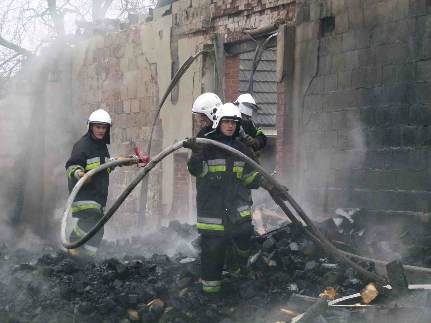 Potężny pożar w Salamonach (zdjęcia)