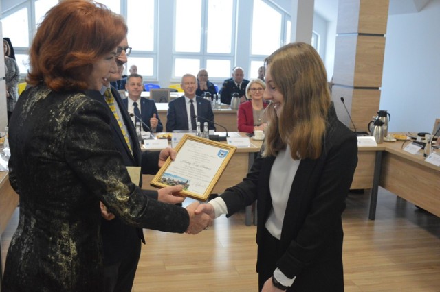 Drugi raz nagrody powędrowały do uczniów z całego powiatu.