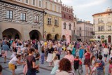 Rynek w Tarnowie zamieni się w wielką salę taneczną. W czasie wakacji będzie miejscem letnich potańcówek. Będzie się działo!