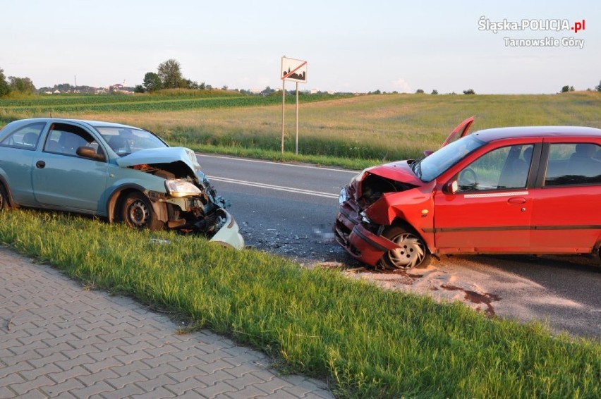 Tarnowskie Góry: Śmiertelny wypadek. Zderzenie czołowe na DK 11