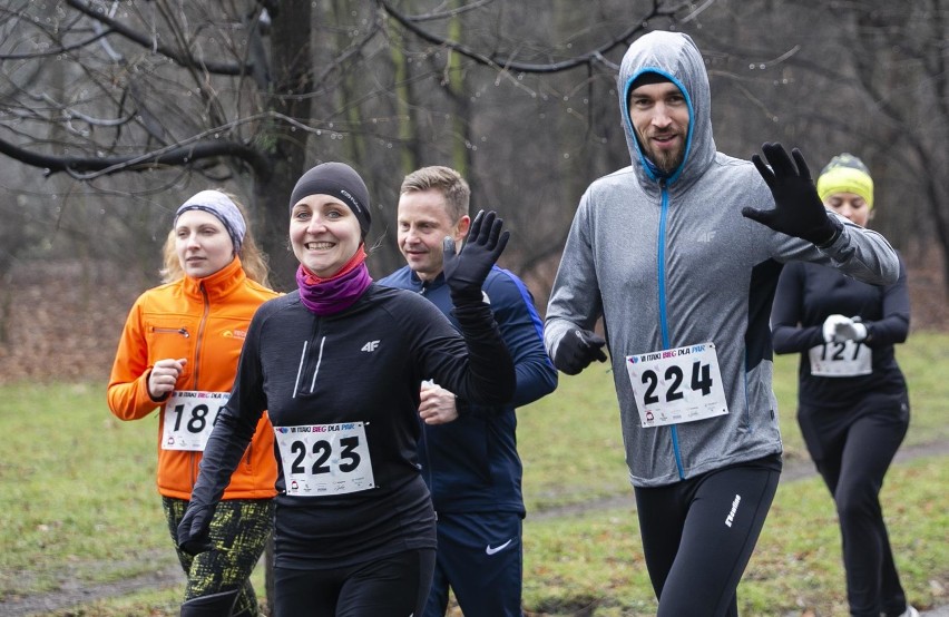 Bieg dla Par 2020 Warszawa. Zdjęcia z walentynkowej imprezy w parku Skaryszewskim [FOTORELACJA]