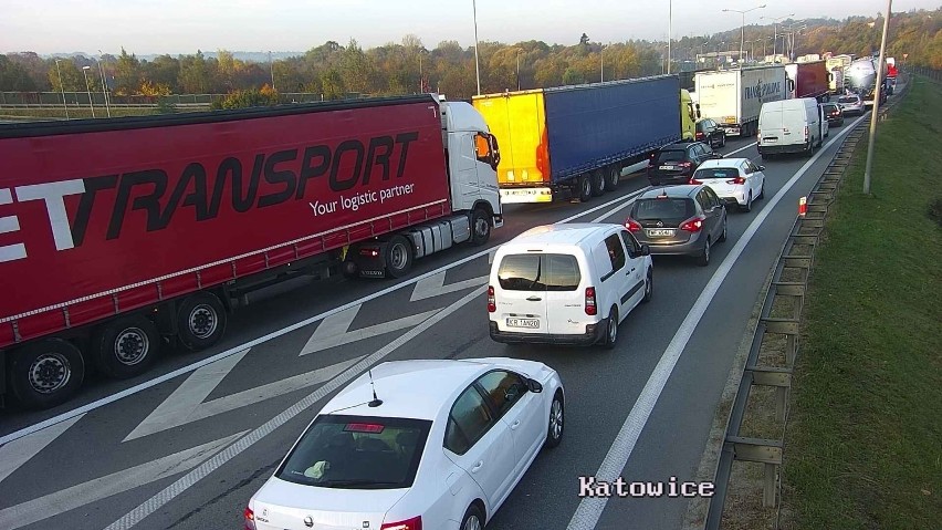 Wypadek na obwodnicy Krakowa. Autostrada A4 zablokowana 21 10