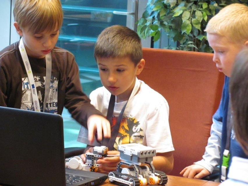 Półkolonie w Gliwicach: RoboCamp w Technoparku [ZDJĘCIA]