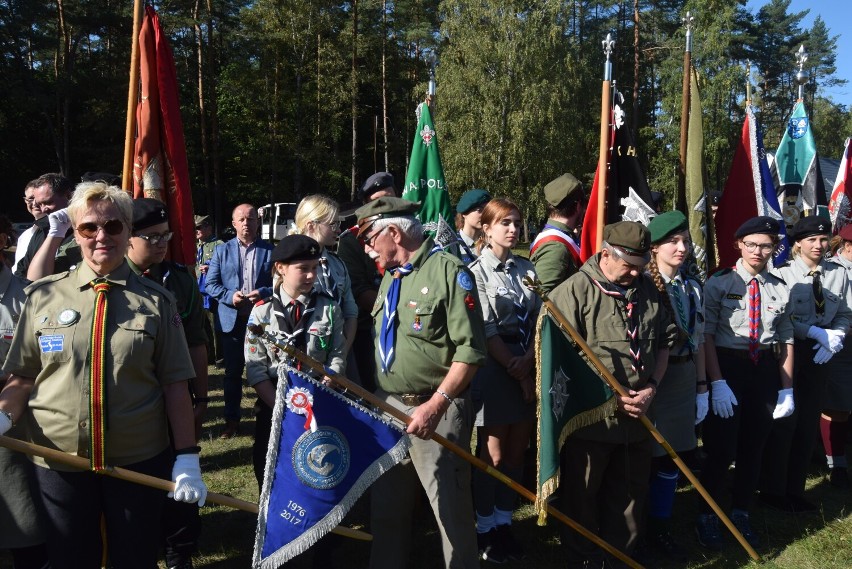 Ponad 1000 harcerek i harcerzy Związku Harcerstwa Polskiego uczestniczyło w kolenej edycji Rajdu Rodło w Garczynie