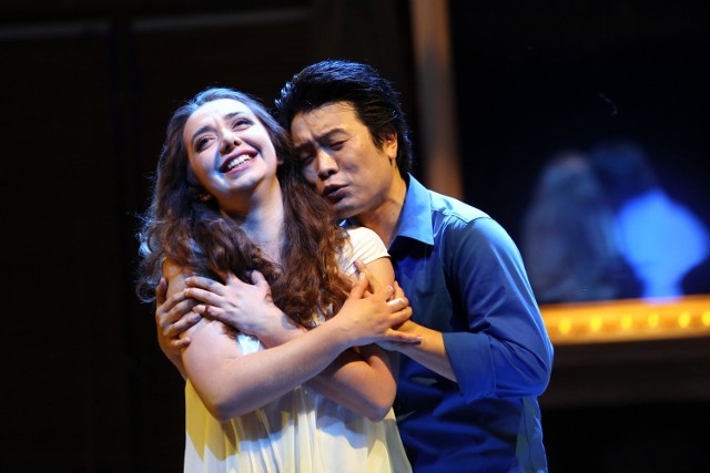 Anna Lichorowicz (Violetta) i Sang-Jun Lee (Alfredo)