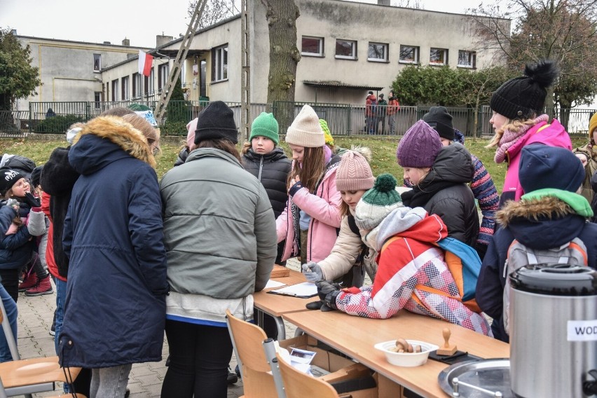 XXVI Rajd Niepodległości z metą w Bytyniu. Turyści świętowali wraz z Niepodległą!