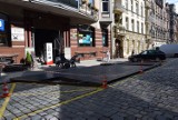 Przy Teatralnej rozpoczęła się budowa pierwszego w Katowicach parkletu ZDJĘCIA
