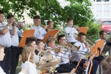 Kalisz: Letnie koncerty przy fontannie "Noce i Dnie". Swoje talenty zaprezentowali uczniowie Państwowej Szkoły Muzycznej w Kaliszu