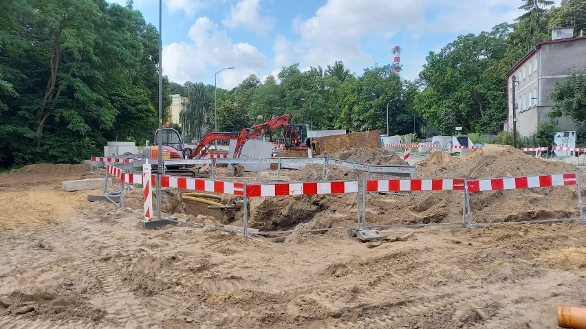 Trwają prace związane z przebudową skrzyżowania ulic Mączna,...