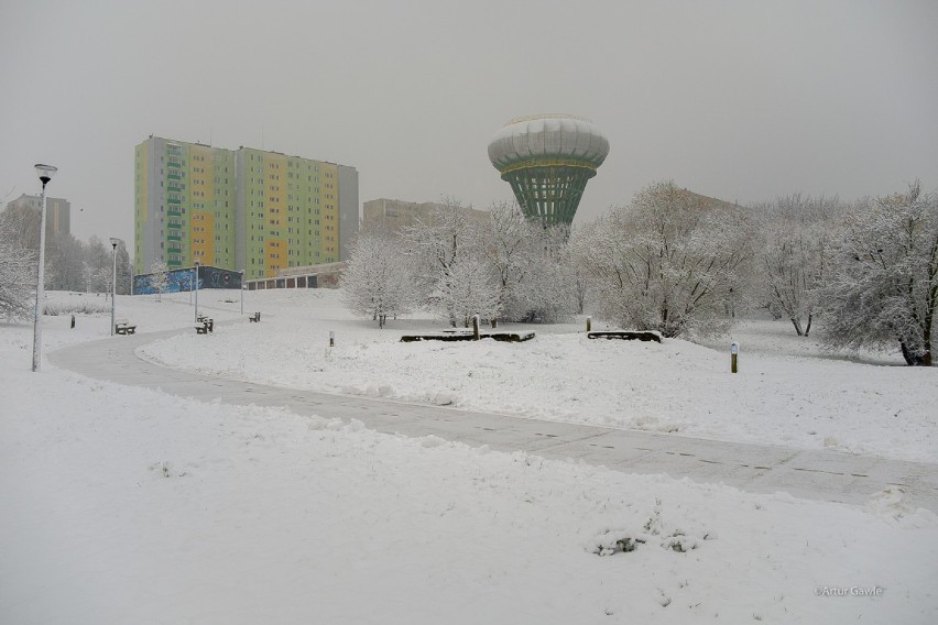 Zima w Tarnowie. Tarnów przykryty kołderką białego puchu. Pierwszy śnieg w Tarnowie spadł już w listopadzie. [DUŻO ZDJĘĆ]