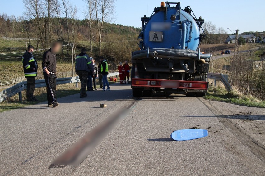 Ciężarówka potrąciła 8-latka. Dziecko zmarło