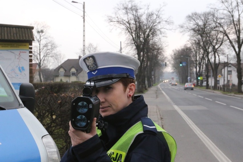 Pabianice. Policjanci sprawdzali kierowców. Stali m.in. w Dobroniu