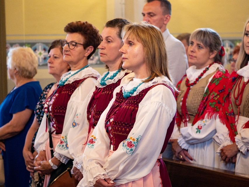 Konsekracja nowego ołtarza w parafii w Korczewie ZDJĘCIA