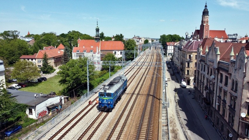 Kraków. Testowanie estakad zbudowanych wzdłuż ulicy Blich