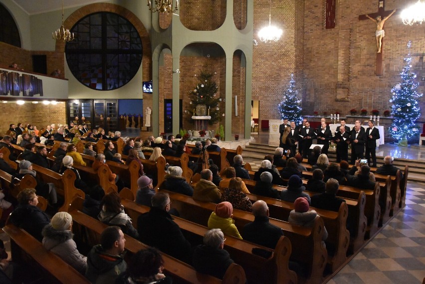 Kolędowy wieczór w kościele Nawiedzenia NMP w Chodzieży