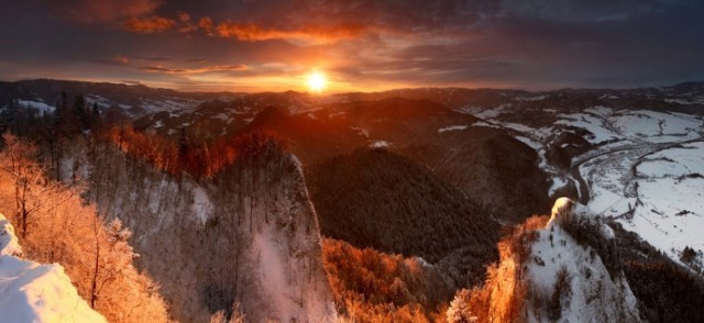 I miejsce – Konrad Nienartowicz – zdjęcie „Wschód słońca z Okrąglicy”