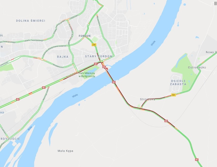 Zderzenie na moście w Fordonie w Bydgoszczy. Ogromne korki w obie strony