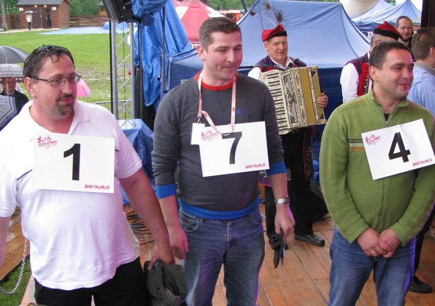 Od lewej stoją: Grzegorz Zioło (2 miejsce), Piotr Ferenc (1...