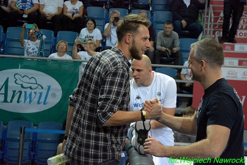 Anwil Włocławek nieznacznie przegrał z AEK Ateny 77:79 w 7. kolejce Ligi Mistrzów [zdjęcia]