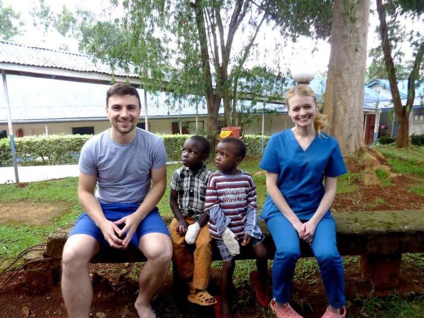 Monika Sypniewska ze Zdziechowy wróciła z misji medycznej w Kenii