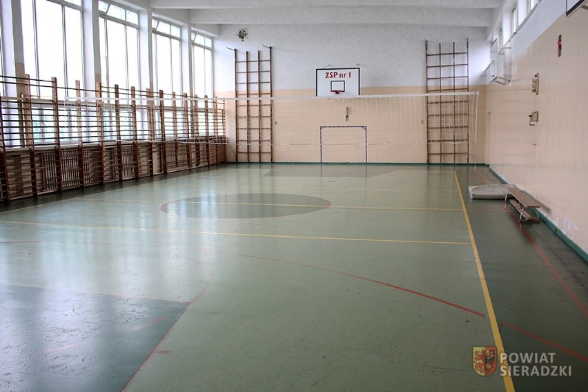 Sala gimnastyczna w ZSP nr 1 w Sieradzu zostanie odnowiona