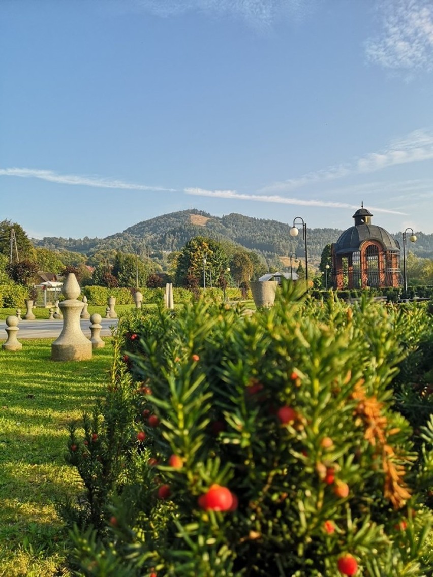 Park zdrojowy w Piwnicznej zachęca do jesiennych spacerów