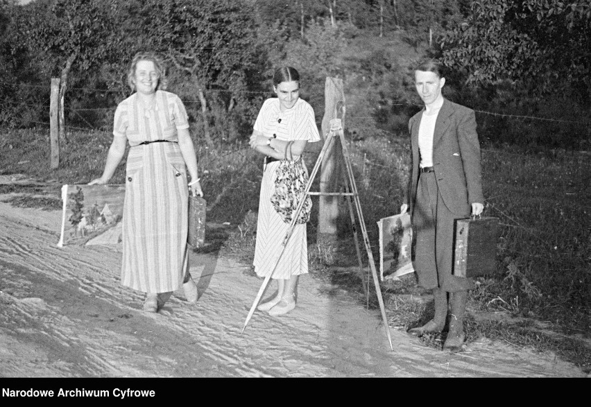 Studencki plener malarski w Kazimierzu Dolnym (1935).

Na...